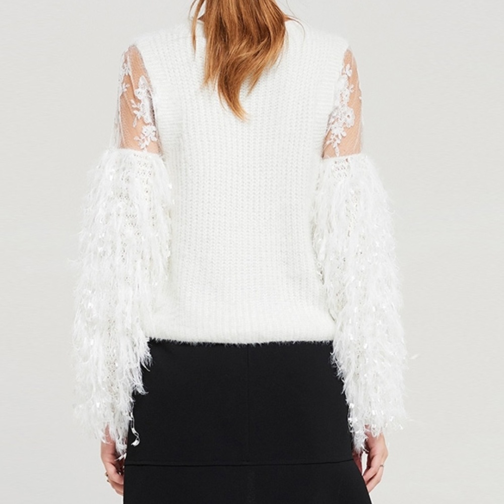((LAST 1)) 'GLAMOUR GIRL" SWEATER WITH FRINGED - Picture 4 of 4